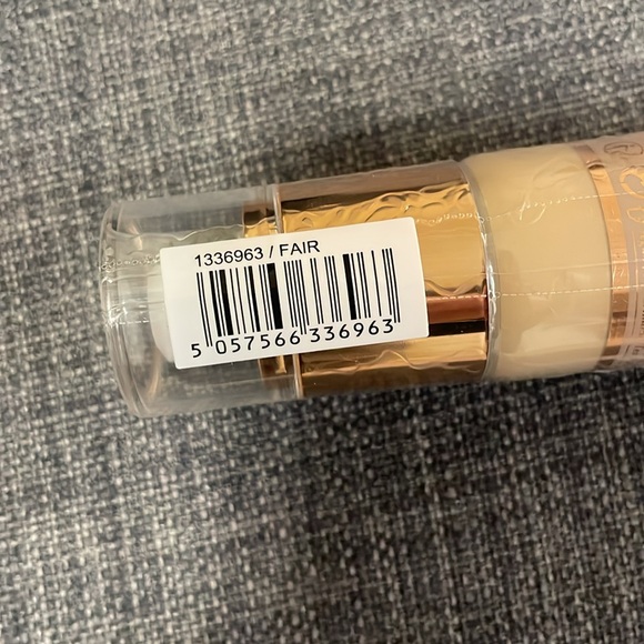 Revolution Super Dewy Skin Tint Collection - Picture 8 of 8